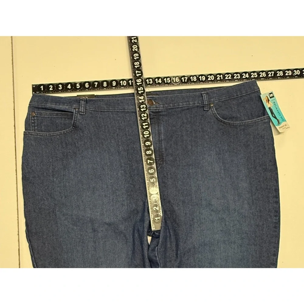 Lee Jeans Womens 28W‎ Blue Relaxed Straight Hi Rise Stretch Actual 50X33 NWT